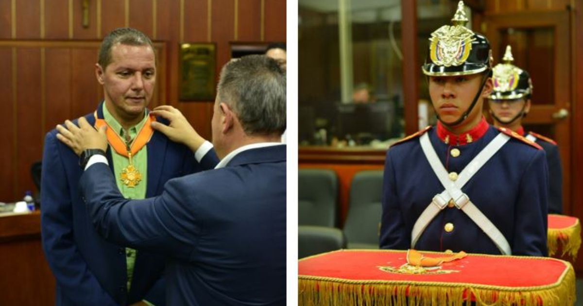 Rector recibe el reconomiento de la Orden Grado Comendador