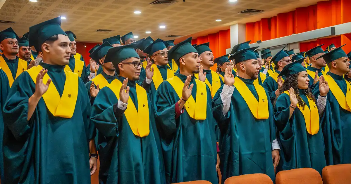 Juramento en los grados colectivos