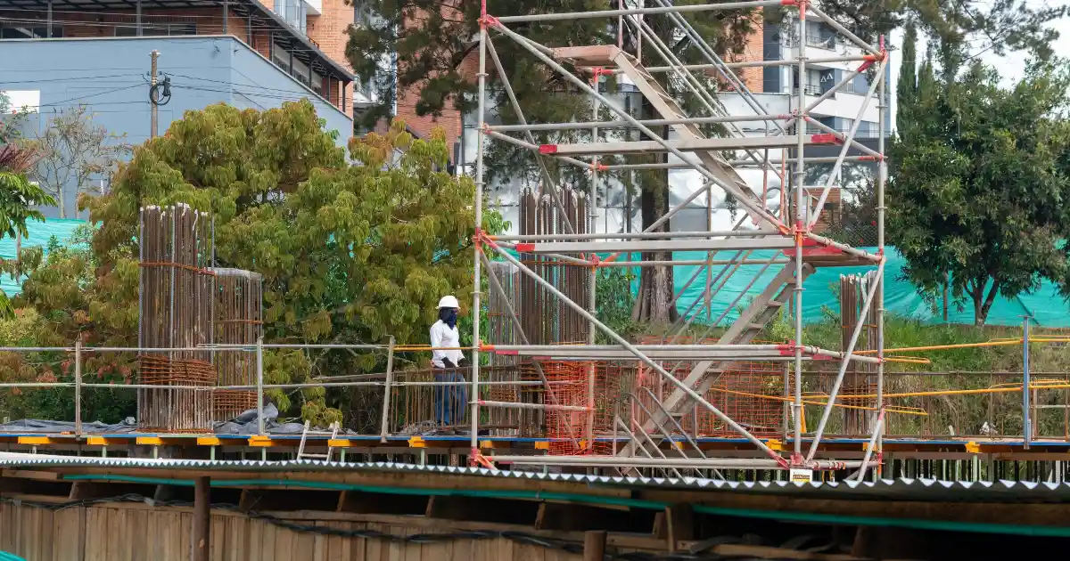 Contrucción del bloque nuevo en el Centro Regional Oriente