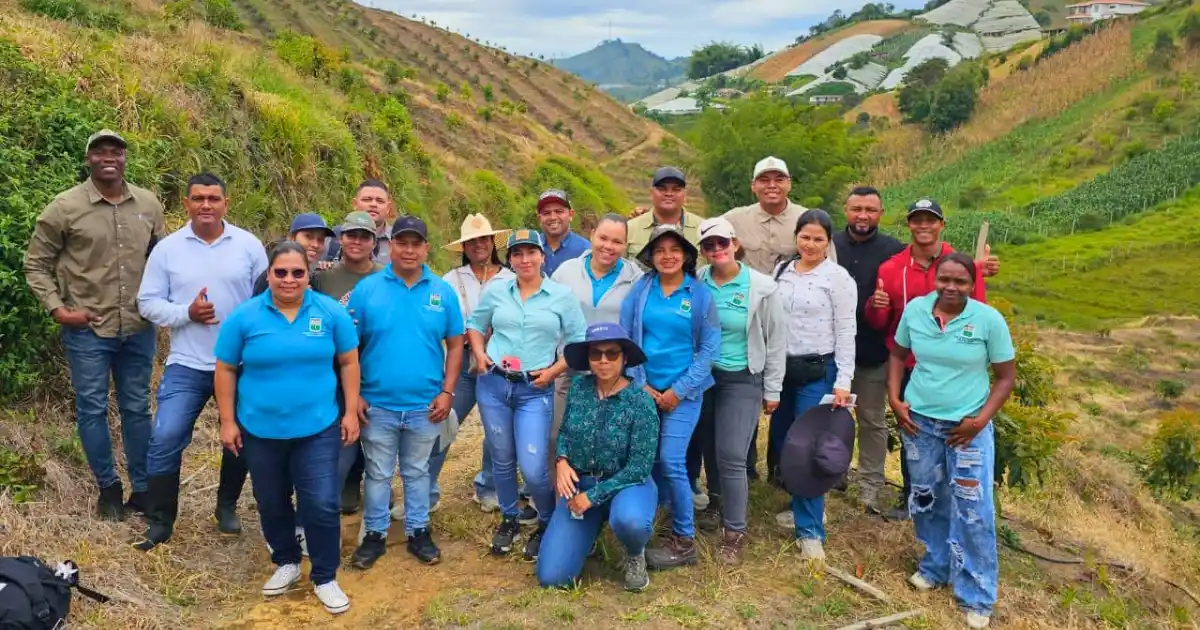 Estudiantes del Centro Regional Urabá fortalecen su formación con prácticas en el oriente antioqueño