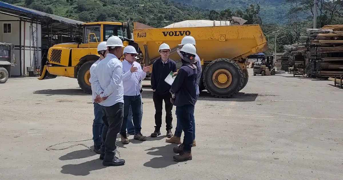 Estudiantes fortalecen su perfil profesional