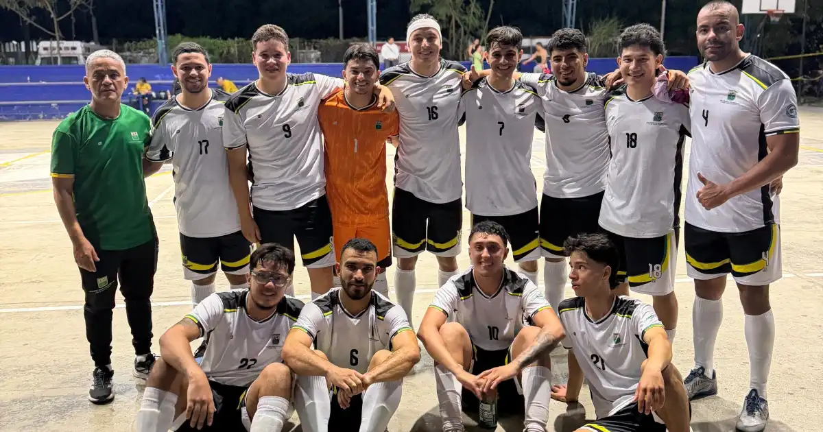 Deportistas Poli en los Juegos Nacionales