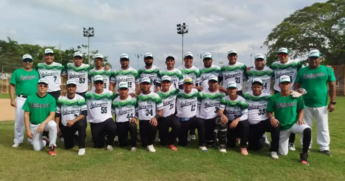 El Poli sobresale en la clasificación del sóftbol antioqueño a los Juegos Nacionales